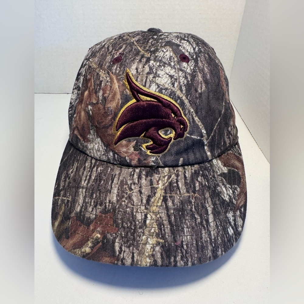 Captivating Headwear Texas State
Bobcats Adjustable Camo Cap